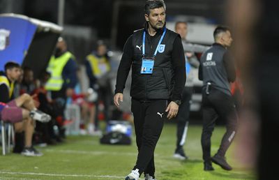 Marinos Ouzounidis, fostul antrenor al Craiovei, a retrogradat cu echipa pe care o conduce