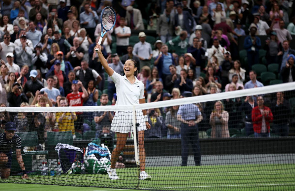 Serena Williams a fost eliminată în primul tur la Wimbledon, după un set decisiv antologic + de ce a jucat cu un bandaj pe față