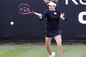 Zi plină pentru românce la Wimbledon: Mihaela Buzărnescu, victorie în două seturi » Acum se joacă Ruse - Gauff