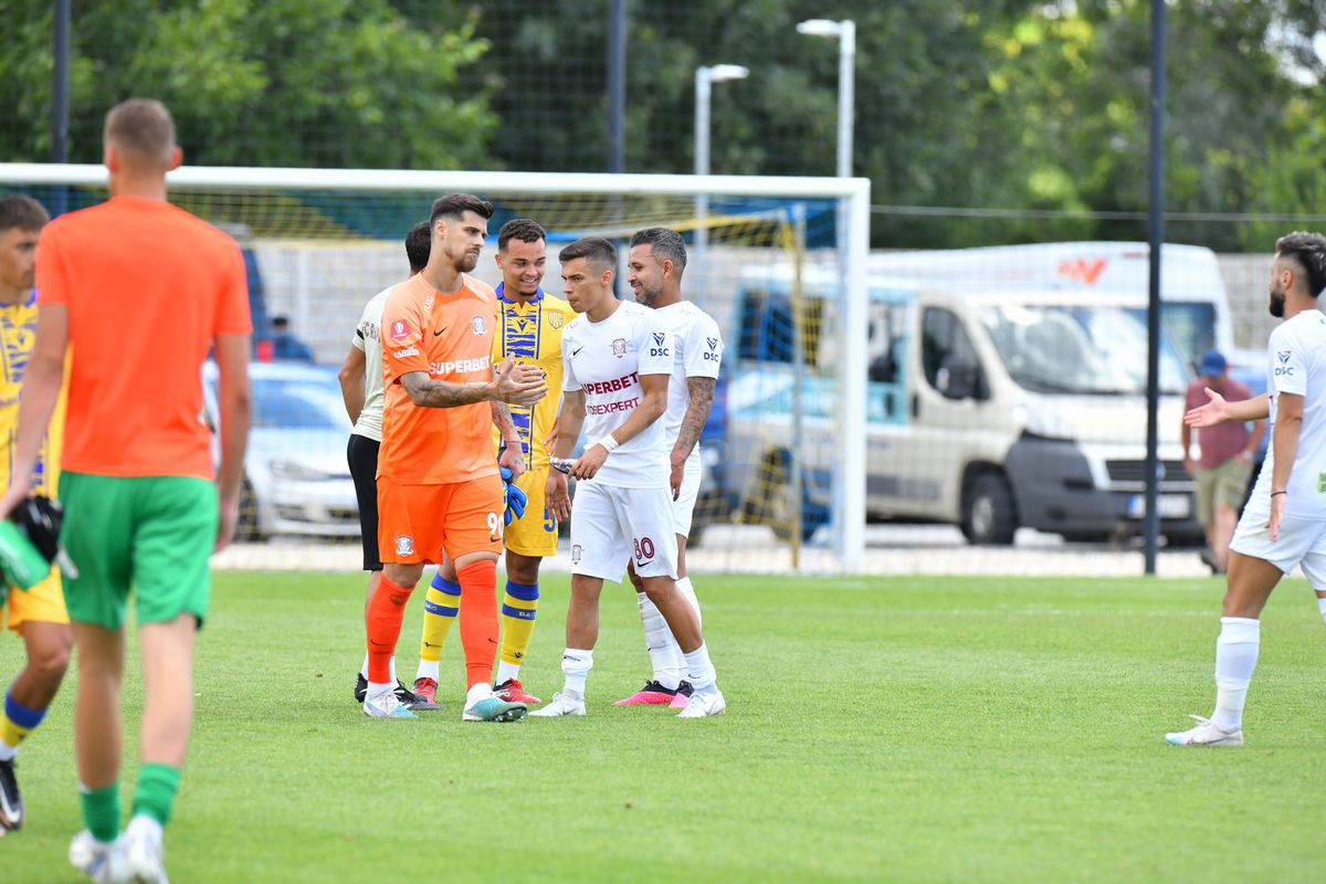 5 concluzii după primul test al Rapidului în această vară: „Nu mai plânge, joacă fotbal!” + Ce inovații propune Adrian Mutu