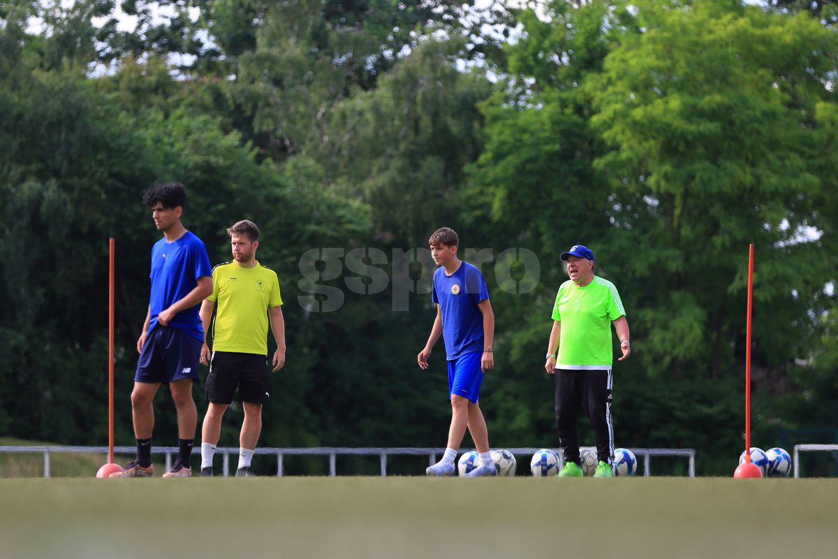 „Generația actuală e terminată, luați-vă gândul de la ea!” » În interviul pentru GSP, Marcel Răducanu cere o revoluție în fotbalul românesc: „Toți dați afară!”