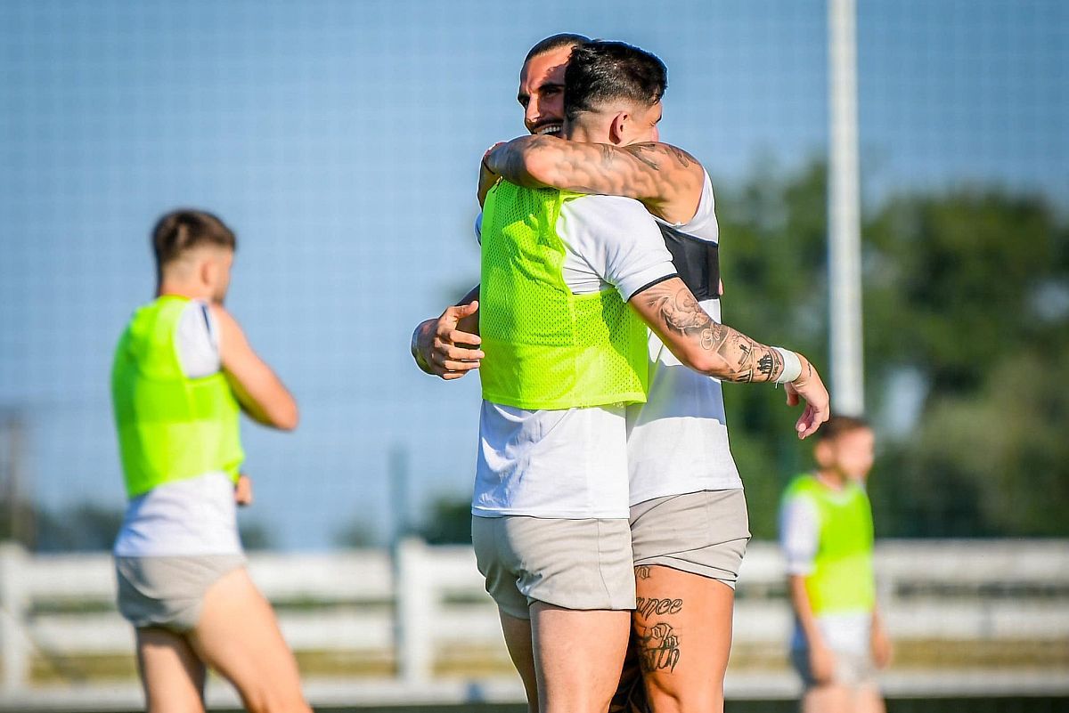 3 detalii din cantonamentul Rapidului » „Atu-ul” lui Cîrjan și mesajul lui Braun: „L-am salvat pe Florinel Coman”