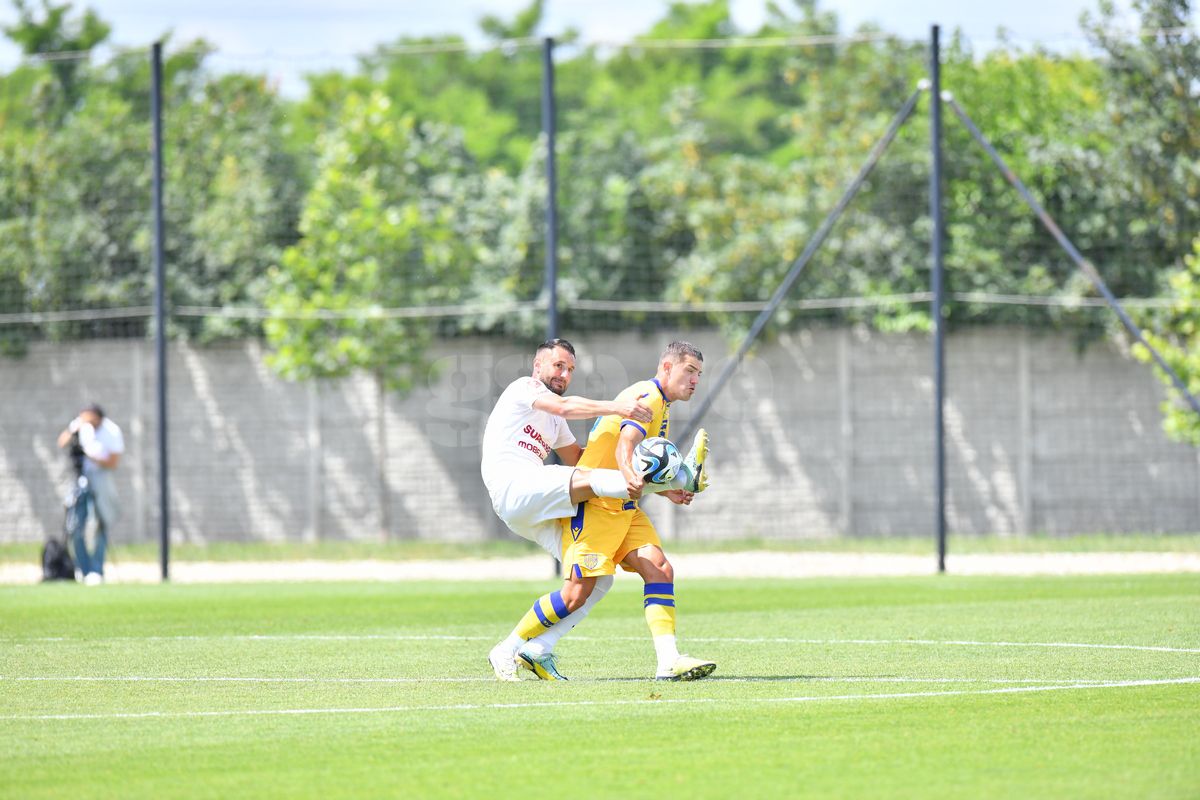 5 concluzii după primul test al Rapidului în această vară: „Nu mai plânge, joacă fotbal!” + Ce inovații propune Adrian Mutu