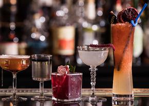 Băuturi alcoolice - trenduri 2023 și sortimente disponibile pe SmartDrinks.ro