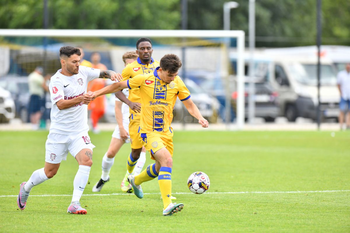 5 concluzii după primul test al Rapidului în această vară: „Nu mai plânge, joacă fotbal!” + Ce inovații propune Adrian Mutu