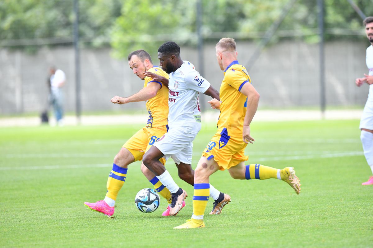 Jayson Papeau l-a pus la punct pe Gigi Becali: „Să ne lase în pace, să mai vadă o dată Rapid - FCSB 5-1. Îi mai batem de 10 ori!”