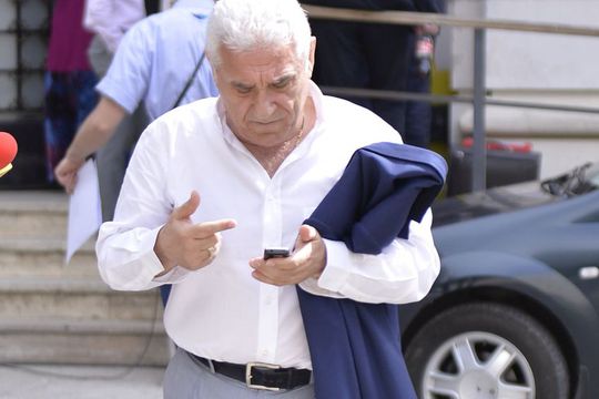 Ioan Becali (71 de ani) spune că scouterii prezenți la jocurile României U21 de la EURO 2023 au plecat dezamăgiți.