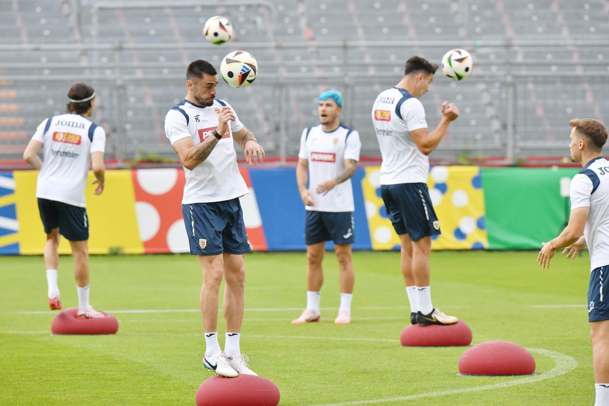 Mircea Lucescu, anunț major în ziua meciului România - Olanda! Vrea să revină în fotbal: „Eu accept orice! Important este să antrenez pentru a fi numărul 1. Chiar și în Serie B, în C sau D!” + Premoniția făcută italienilor