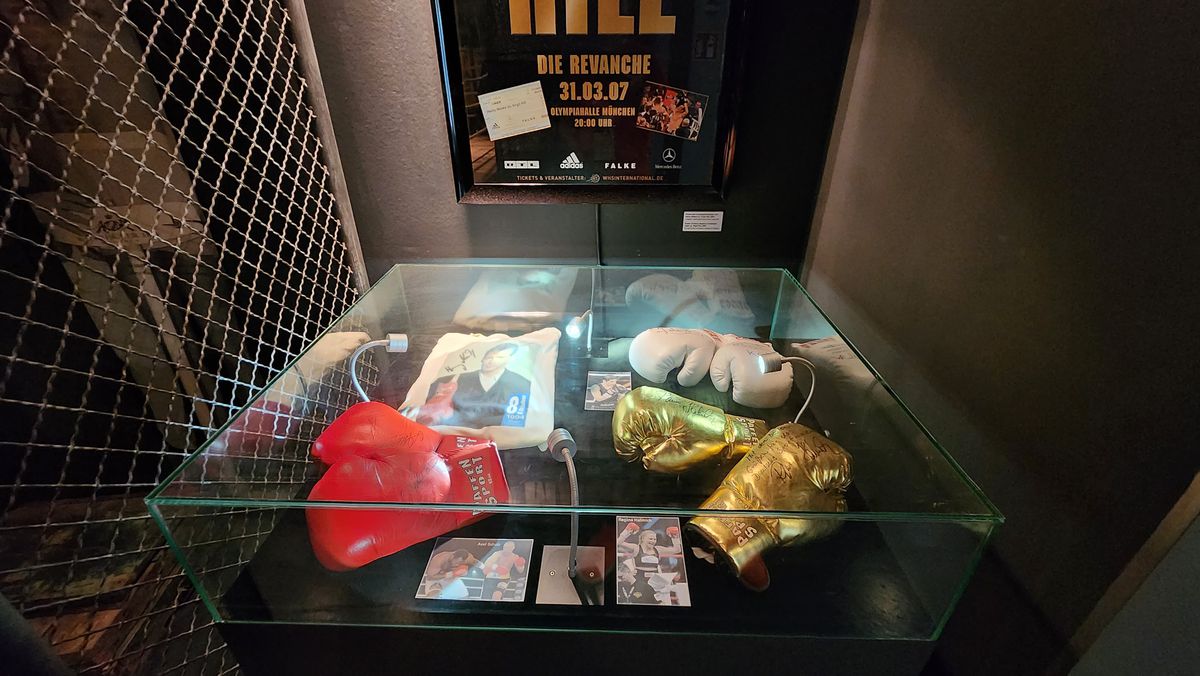 Vizită la Muzeul Jocurilor Olimpice » Își întâmpină vizitatorii cu un exponat spectaculos