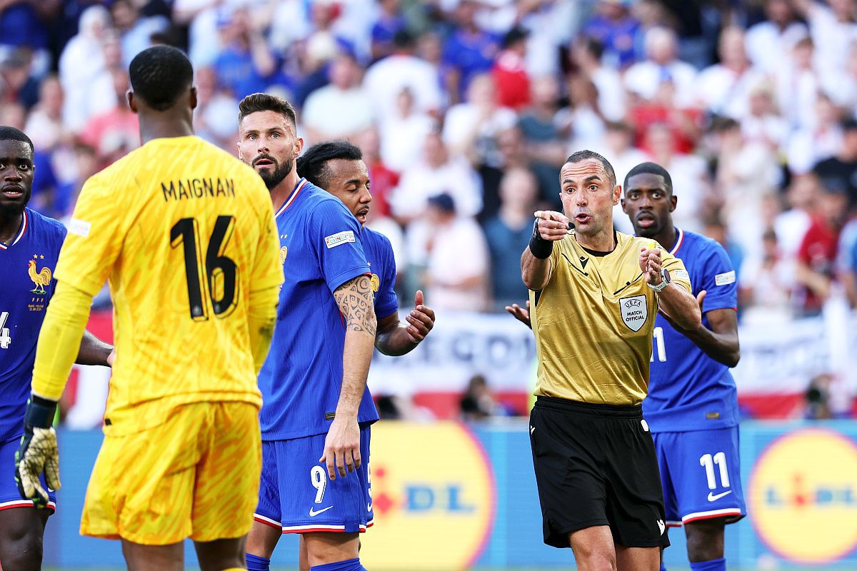 Șeful arbitrajului european, concluzii după două săptămâni de Euro: noua regulă va fi adoptată în TOATE competițiile UEFA!