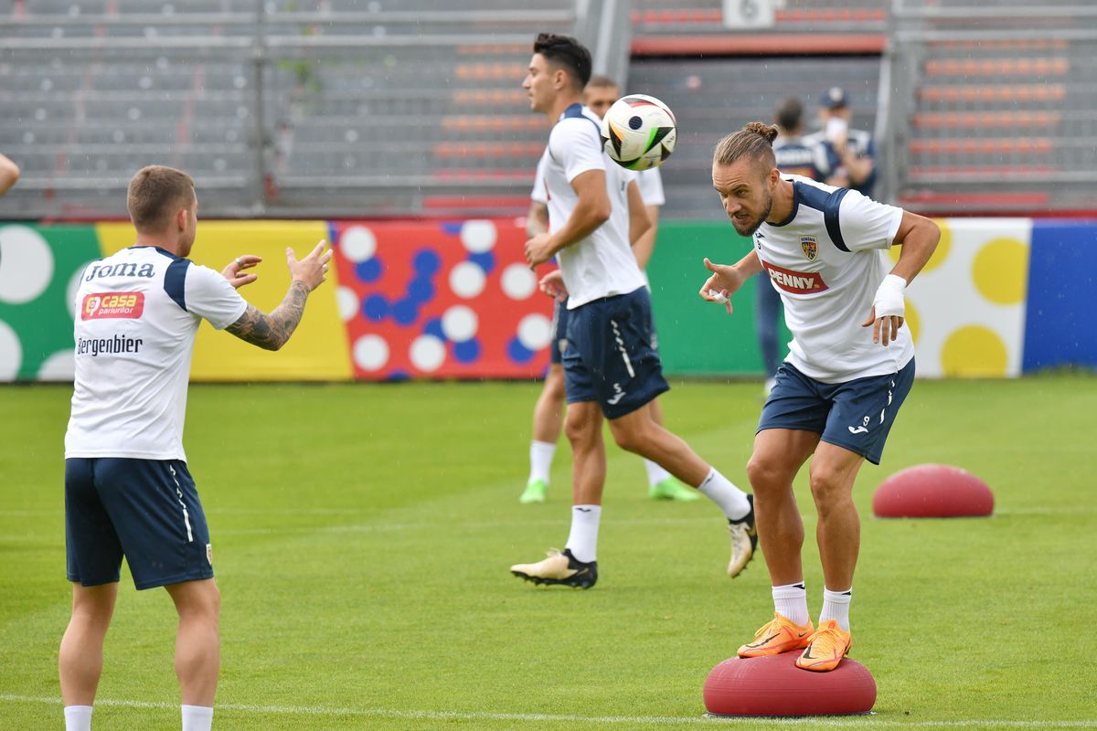 Mircea Lucescu, anunț major în ziua meciului România - Olanda! Vrea să revină în fotbal: „Eu accept orice! Important este să antrenez pentru a fi numărul 1. Chiar și în Serie B, în C sau D!” + Premoniția făcută italienilor