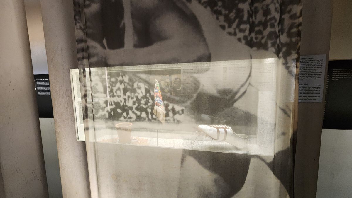 Vizită la Muzeul Jocurilor Olimpice » Își întâmpină vizitatorii cu un exponat spectaculos