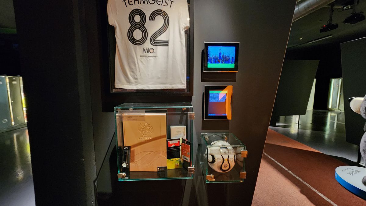 Vizită la Muzeul Jocurilor Olimpice » Își întâmpină vizitatorii cu un exponat spectaculos