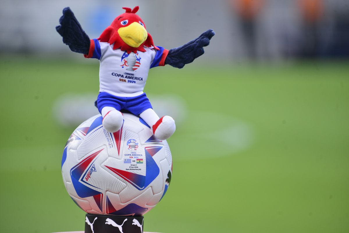 Fanii din Uruguay fac spectacol la Copa America