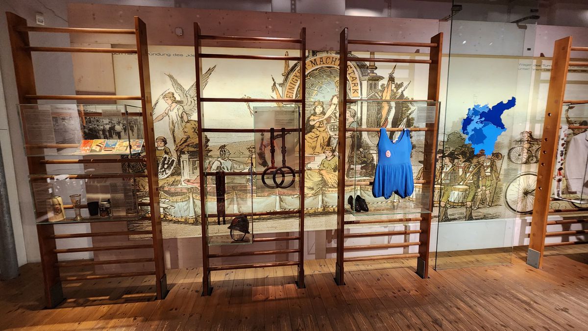 Vizită la Muzeul Jocurilor Olimpice » Își întâmpină vizitatorii cu un exponat spectaculos