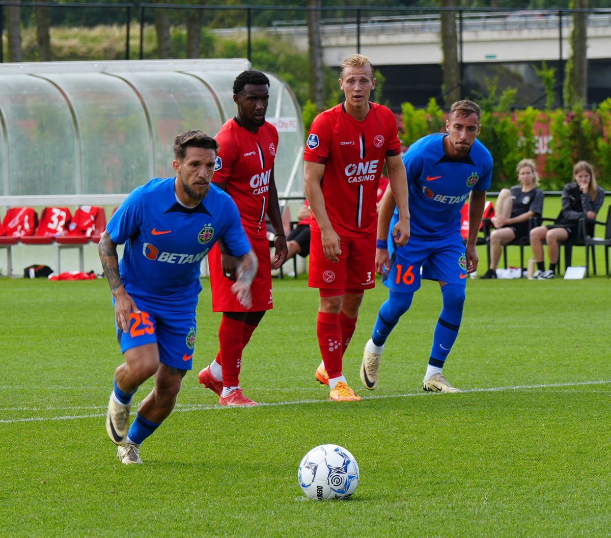 FCSB, victorie în amicalul cu Almere City