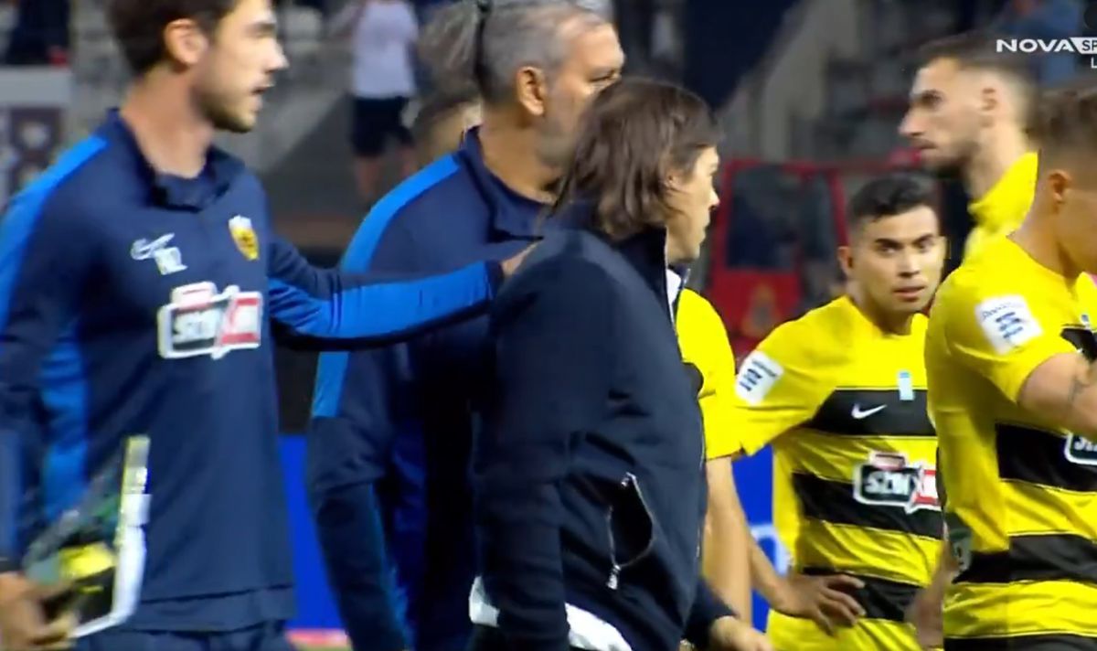 Matias Almeyda, noul antrenor al lui FC Sevilla, un personaj temperamental, care a fost implicat în scandalul dintr-un derby între PAOK și AEK Atena