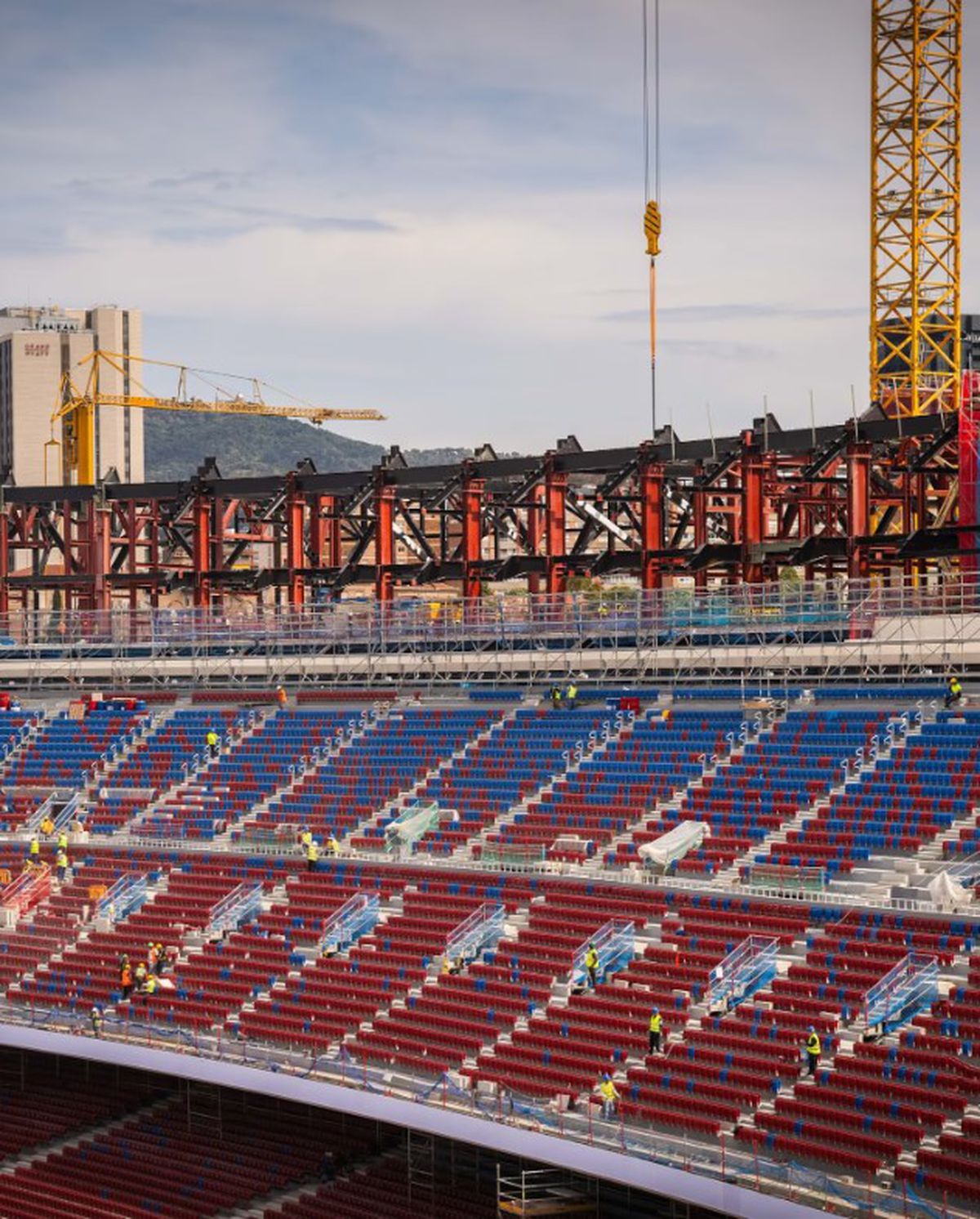 În sfârșit! UEFA a anunțat când revine Barcelona pe Camp Nou