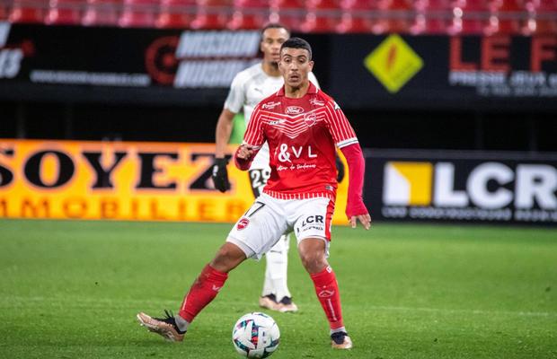 El e „lovitura” încercată de MM Stoica? Jucătorul intrat pe lista FCSB