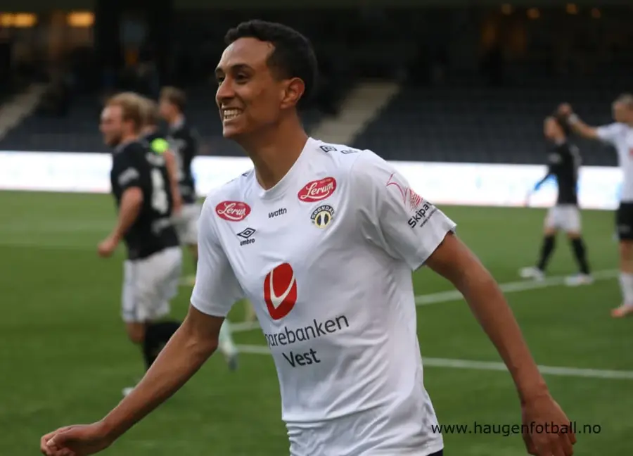 Iată vârful misterios transferat de Dinamo! Sâmbătă a avut meci și a dat pasă de gol + reprezintă una dintre cele mai slabe naționale din lume