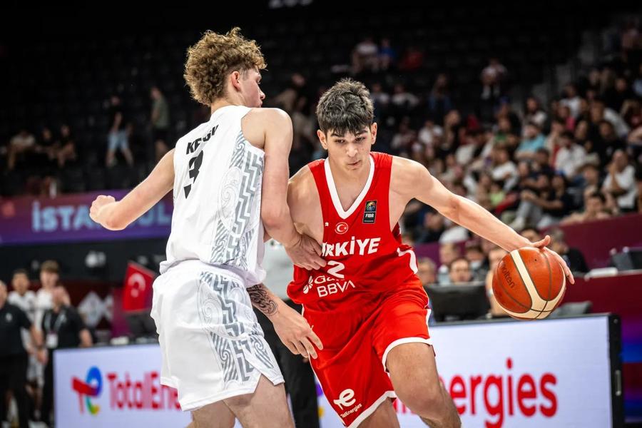 Prestație incredibilă pentru Darius Căruțașu la Mondialul U17! Născut în România, el reprezintă Turcia în competițiile internaționale
