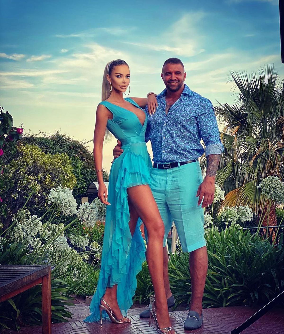 FOTO În ciuda lui Adrian Cristea și Victor Slav! Bianca Drăgușanu, imagini fierbinți alături de iubit