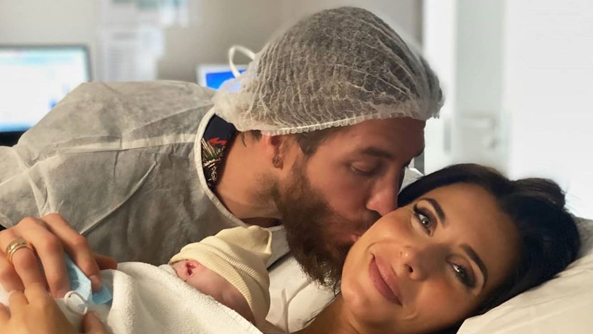 Ea e femeia care i-a născut al 4-lea băiat lui Sergio Ramos » Pilar Rubio e spectaculoasă la 42 de ani!