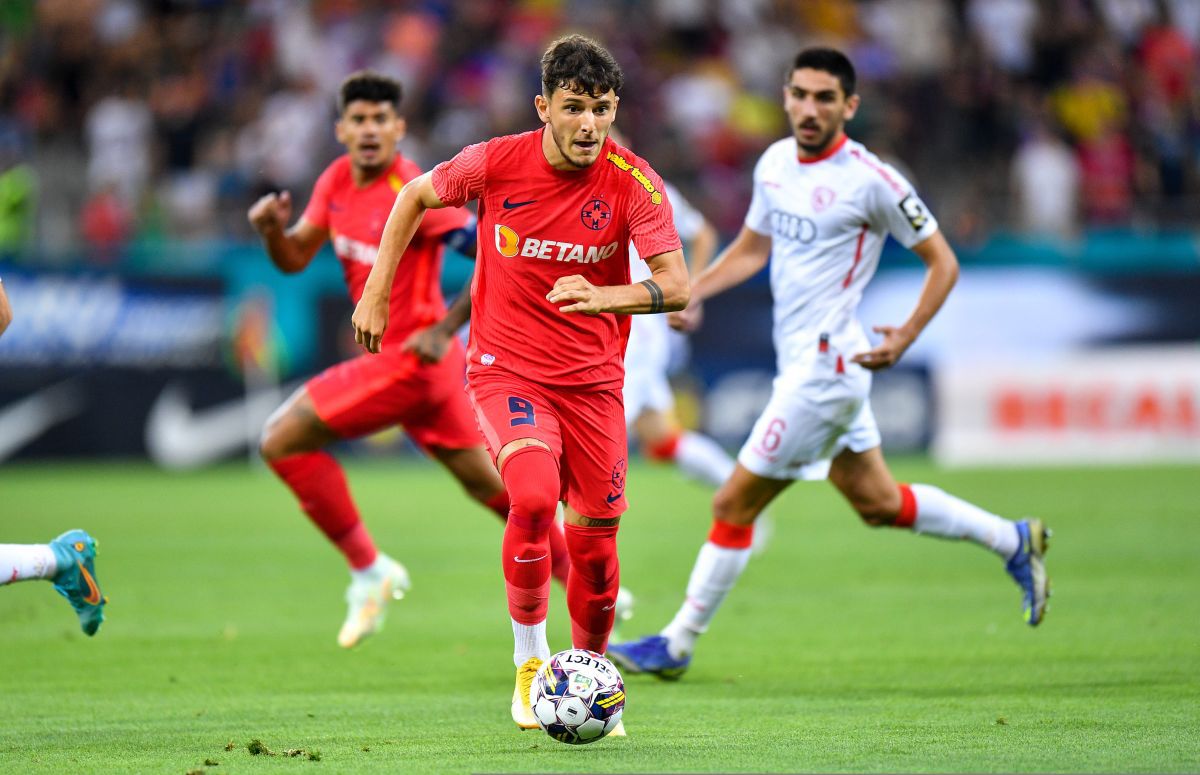 Mihai Stoica, uimit de câte bilete au fost vândute la FCSB - FCU Craiova, meciul programat la 22:30: „Mă așteptam la 3.000”