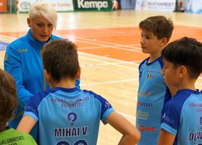 Ramona Farcău, managerul unui club privat de juniori: „Handbalul românesc se va ruina”