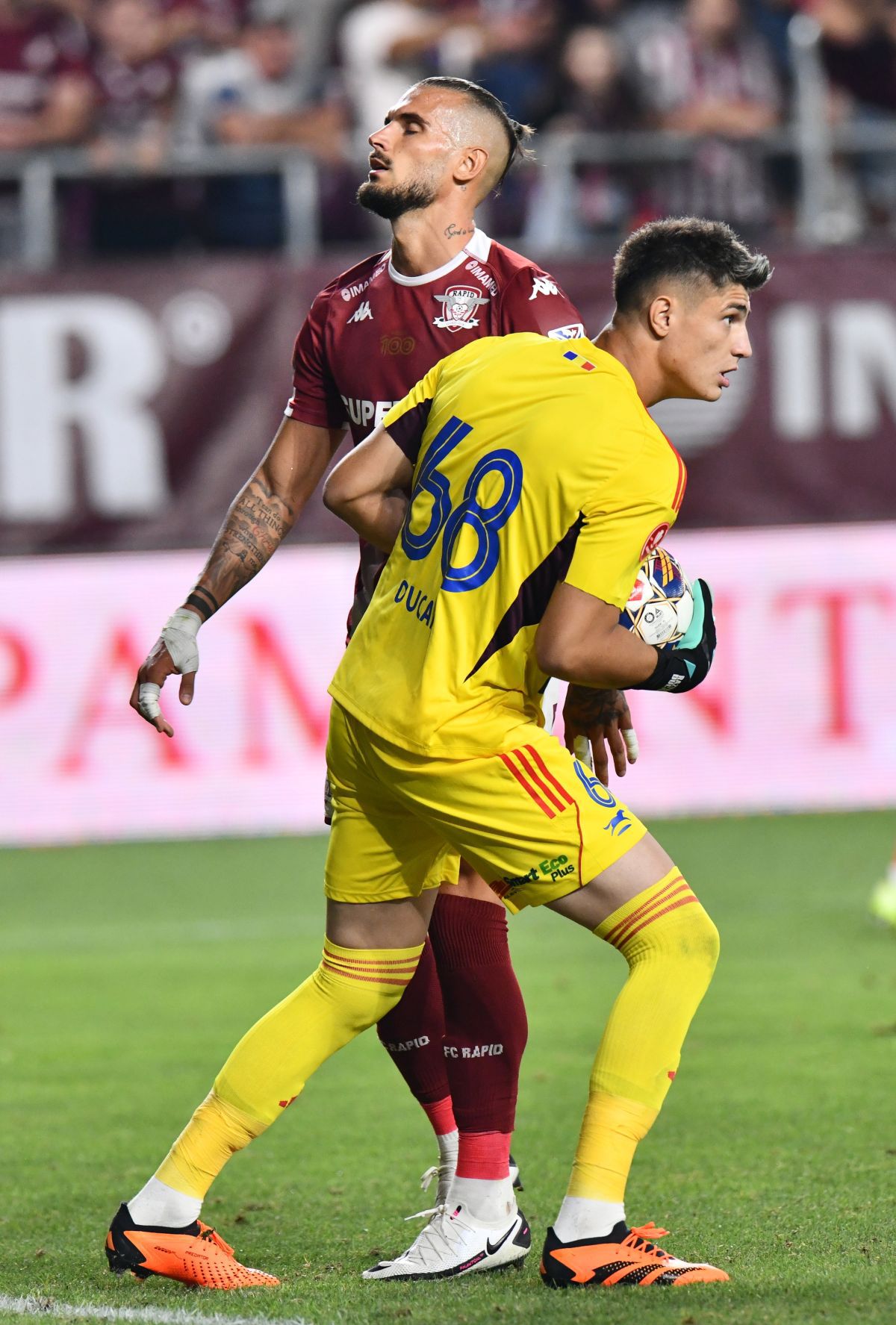 Știm arbitrul de la derby-ul etapei, dintre Rapid și CFR Cluj! Kyros Vassaras a delegat un „fluieraș” care nu e pe lista FIFA