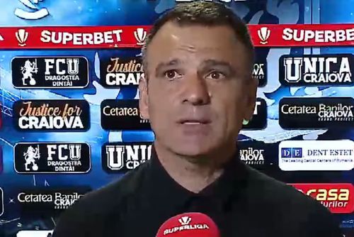 FCU Craiova - U Cluj 3-4 » Deși a câștigat în runda #3 din Superliga, Toni Petrea, 48 de ani, antrenorul ardelenilor, e nemulțumit de randamentul defensivei.