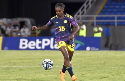 Șoc la Mondialul feminin. Copilul teribil al Columbiei s-a prăbușit fără suflare în timpul antrenamentului!