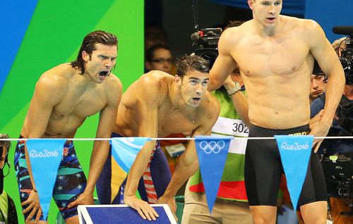 Michael Phelps, în mijloc, unul dintre marii campioni olimpici, foto: Guliver/gettyimages