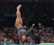 Simone Biles, în timpul calificărilor de gimnastică de la JO