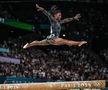 Simone Biles, în timpul calificărilor de gimnastică de la JO