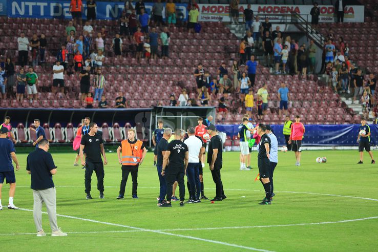 Dan Petrescu, scandal după CFR Cluj - Universitatea Craiova / FOTO: Ionuț Iordache (GSP.ro)