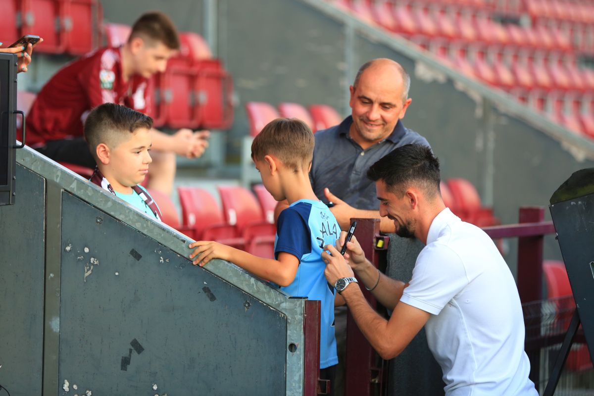 CFR Cluj - Craiova == inainte de meci