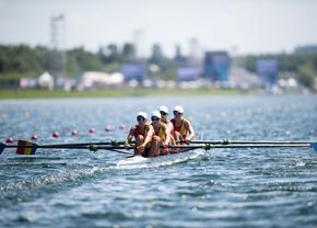 Prima barcă românescă în finală: 4 rame fete » Cozmiuc și Van Groningen și-au câștigat detașat seria la categorie ușoară, iar dublul rame Lehaci, Arteni în semifinale » Vrînceanu și Anghel, locul 1 clar în seria lor la dublu rame