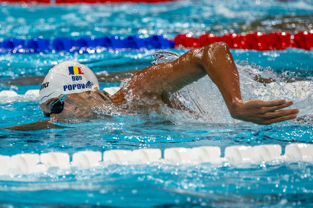 David Popovici, cel mai bun timp în semifinala la 200 de metri liber