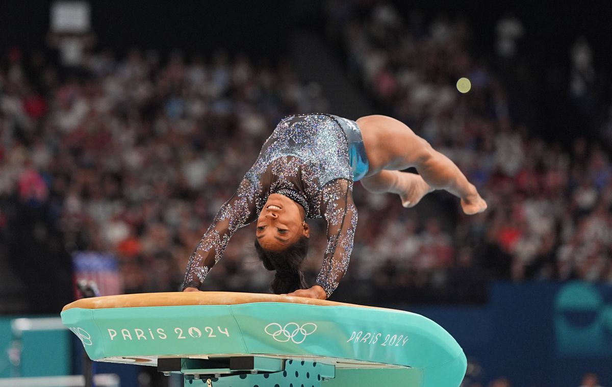 Simone Biles a reușit săritura imposibilă la Jocurile Olimpice » Experții sunt contrariați, fanii au fost lăsați mască: „Ce a fost asta?!”