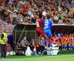 10 detalii observate de pe stadion la CFR Cluj - Universitatea Craiova » Înjurat fără oprire și decizia de ultimă oră a lui Dan Petrescu