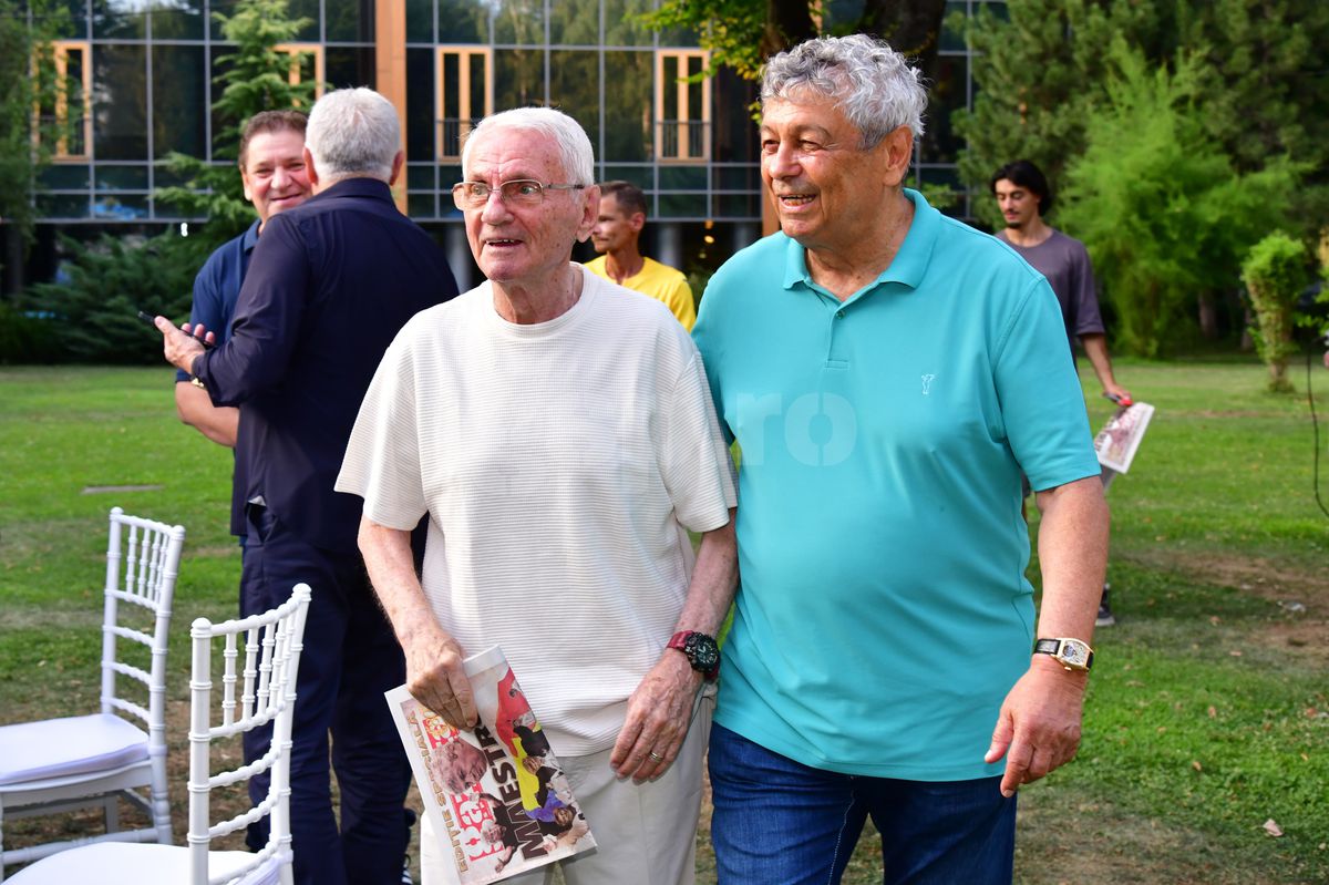 Mircea Lucescu la 80 de ani, cu ziarul Gazetei Sporturilor în mâini! Nume uriașe din fotbalul românesc prezente, moment emoționant la discurs