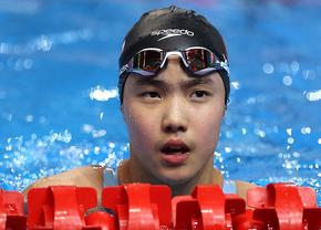 Yu Zidi a învins-o în proba de 200 m fluture pe Regan Smith, vicecampioană olimpică și mondială en-titre, la China Open » Pan Zhanle a încheiat pe cinci la 200 m liber