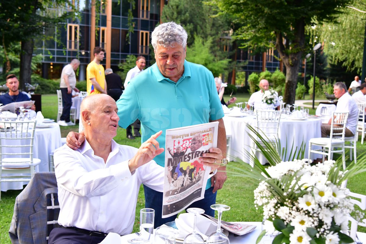 Mircea Lucescu la 80 de ani, cu ziarul Gazetei Sporturilor în mâini! Nume uriașe din fotbalul românesc prezente, moment emoționant la discurs