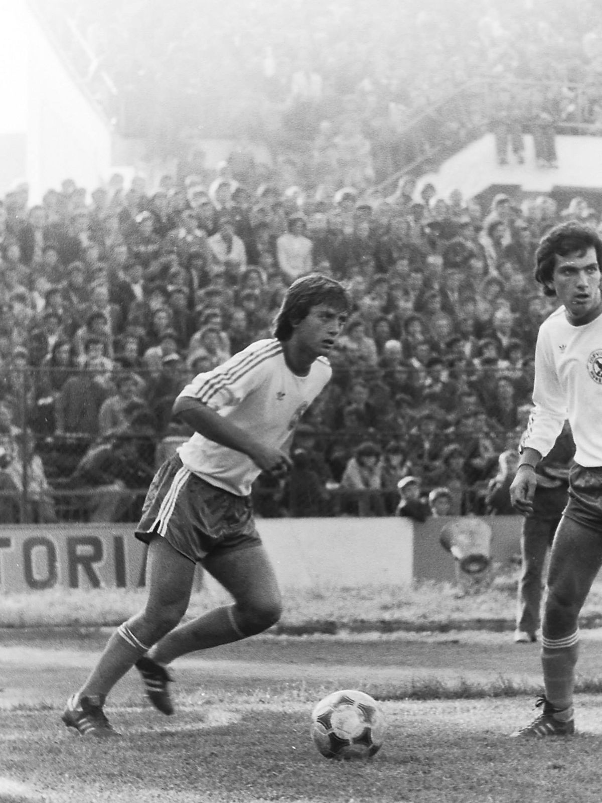 Lucescu - diverse la 80 ani - poze carieră