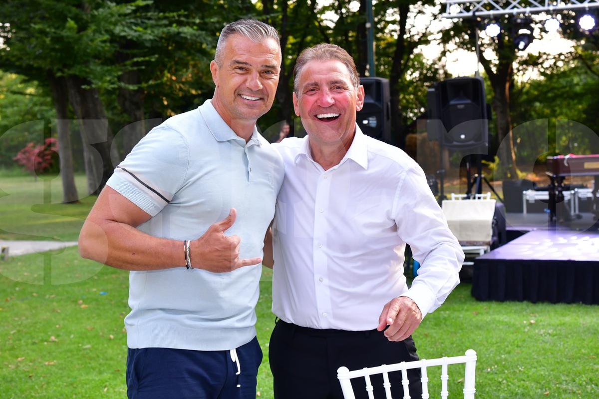 Mircea Lucescu și-a serbat luni ziua de naștere! Nume uriașe din fotbalul românesc la petrecerea selecționerului