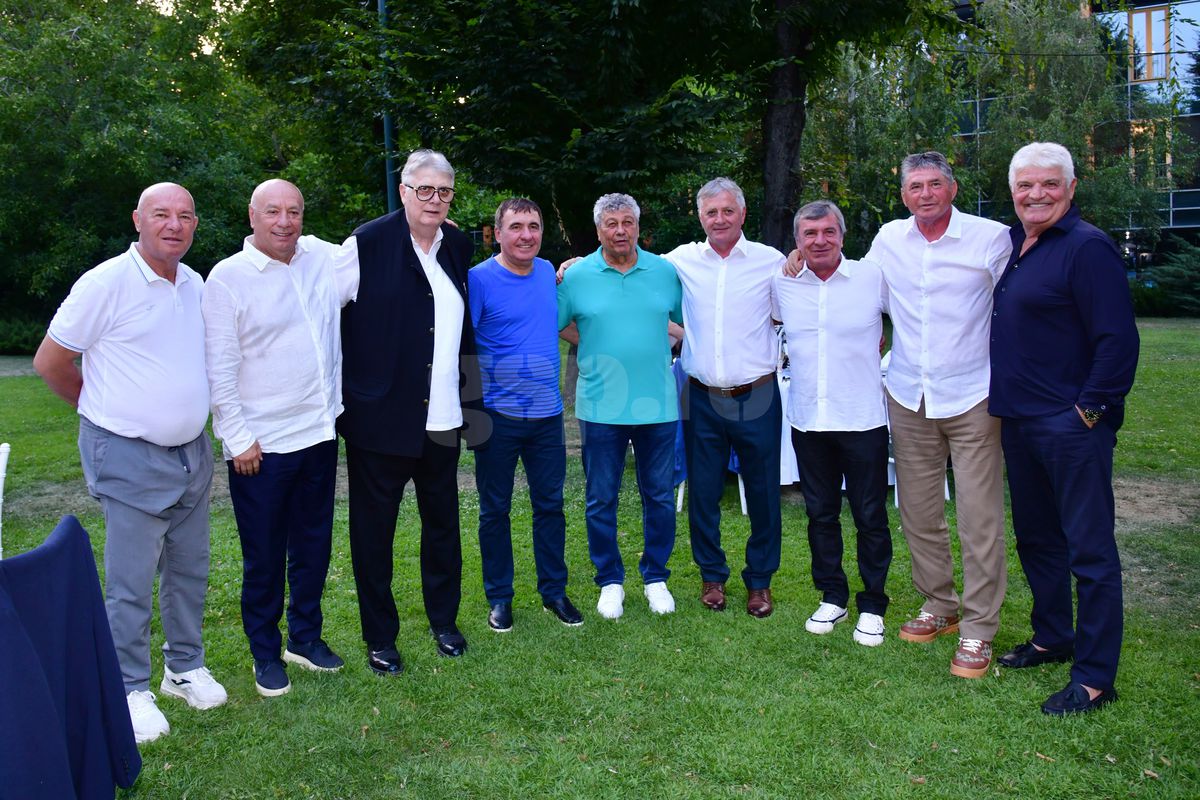 Mircea Lucescu la 80 de ani, cu ziarul Gazetei Sporturilor în mâini! Nume uriașe din fotbalul românesc prezente, moment emoționant la discurs