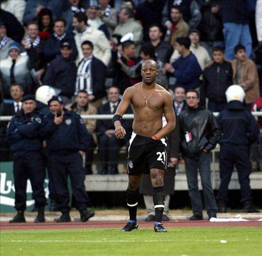 Gestul de după golul cu Fener Povestea zguduitoare a „bad-boy”-ului care i-a sărutat mâna lui Mircea Lucescu, spusă acum: „Aveam cancer: 2% șanse să trăiesc, iar el a spus: «Nu contează boala, îl iau!»”