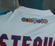 Steaua și-a prezentat echipamentele oficiale pentru sezonul 2025-2026 / Foto: Facebook Steaua București