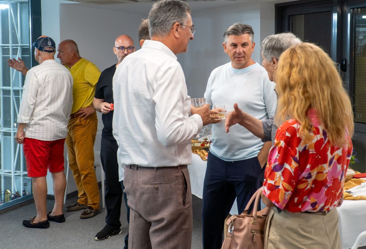 Loja Legendelor dinamoviste - imagini surprinse de-a lungul timpului pe „Arcul de Triumf”